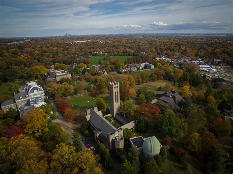 Discover Swarthmore: A Visitor's Guide to Campus Exploration